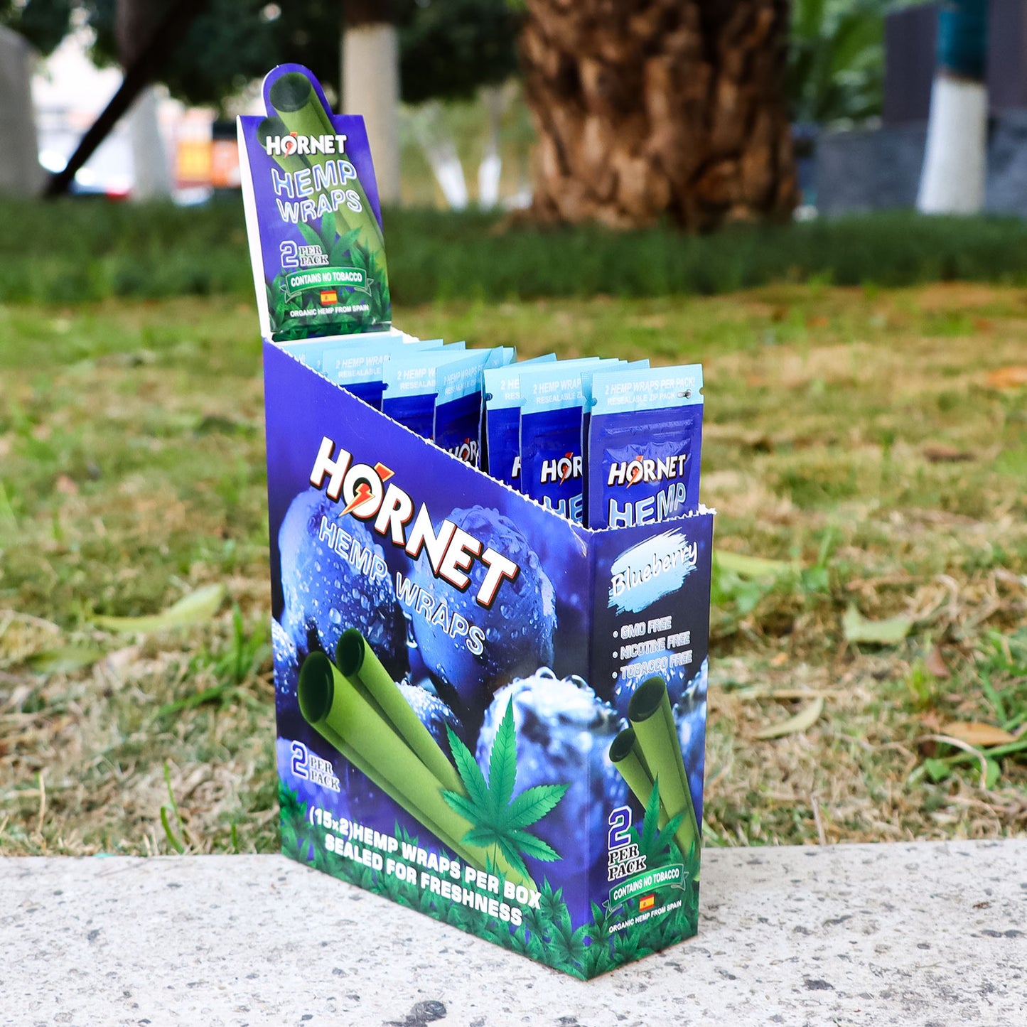 Hornet Blueberry Flavoured Hemp Blunt Wraps 30 Hemp Wraps Per Box