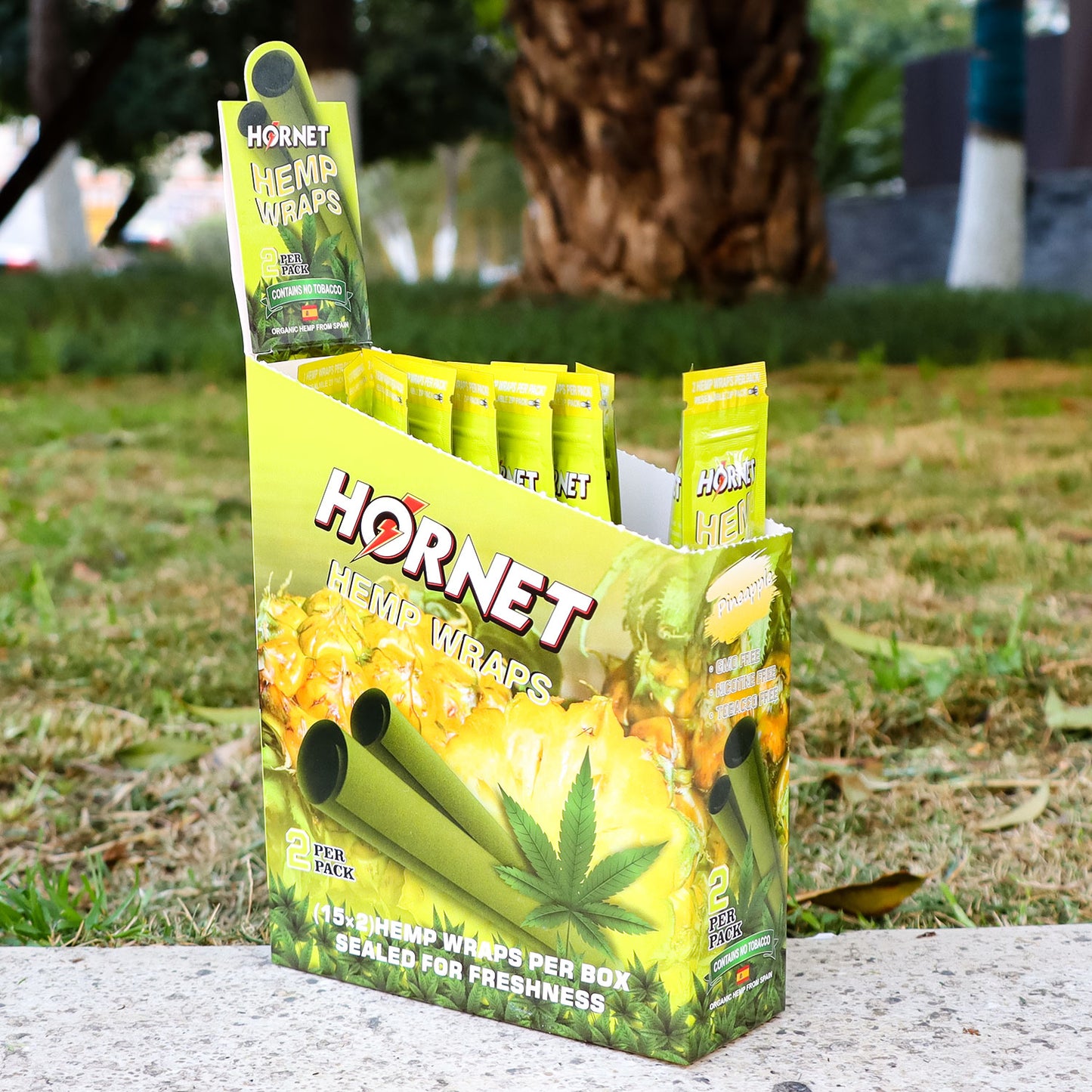 Hornet Pineapple Flavoured Hemp Blunt Wraps 30 Hemp Wraps Per Box