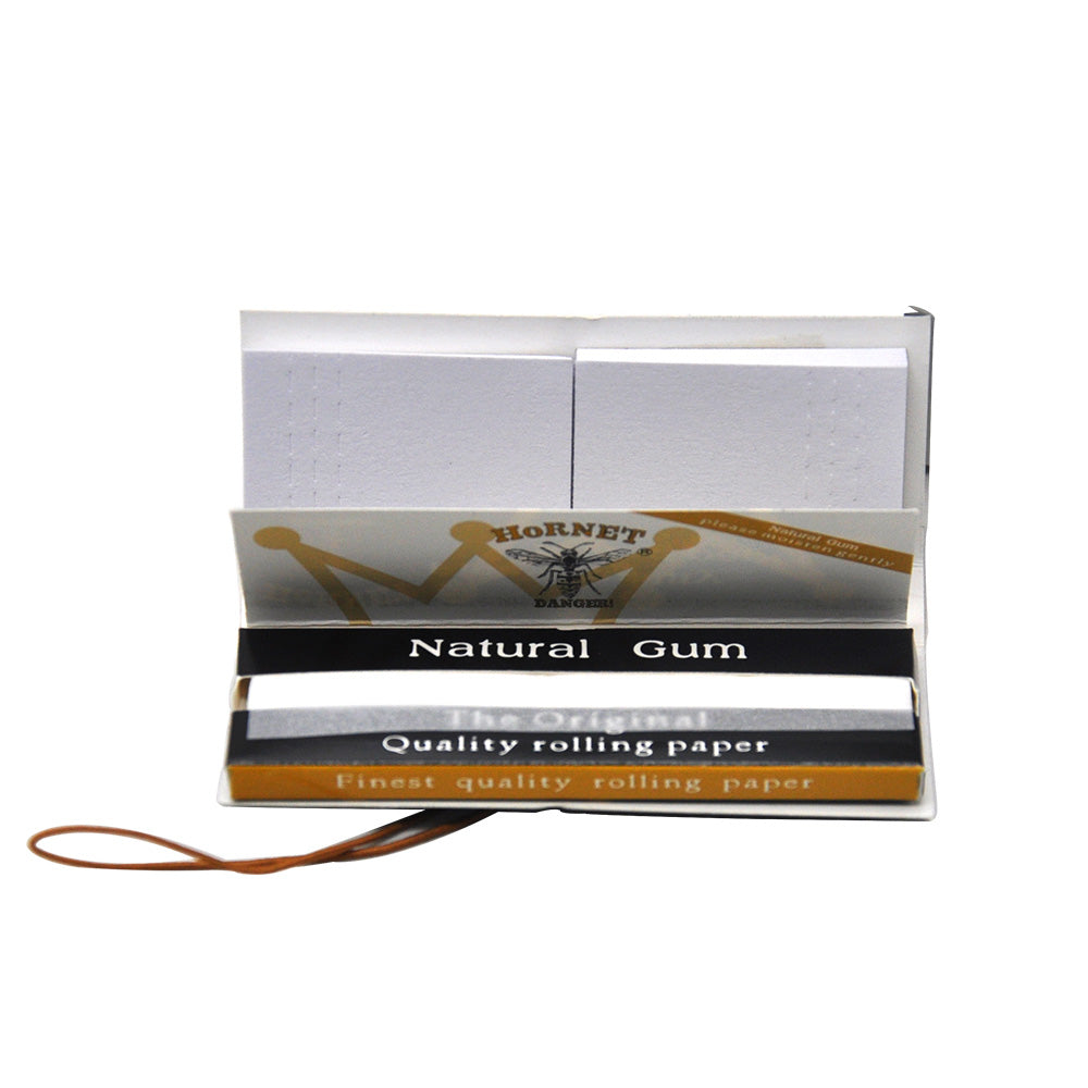 HORNET 1 1/4 Size White Rolling Paper With White Tips, Natural Slim Rolling Papers, 50 PCS / Pack 50 Packs / Box