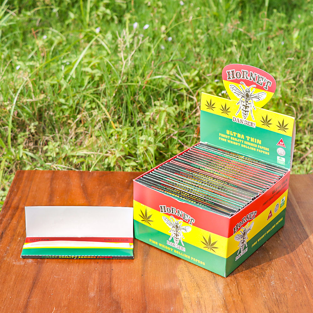 HORNET Rasta Style Rolling Paer, King Size Slim Cigarette Rolling Paper, Slow Buring Rolling Papers, 32 PCS / Pack 50 Packs / Box