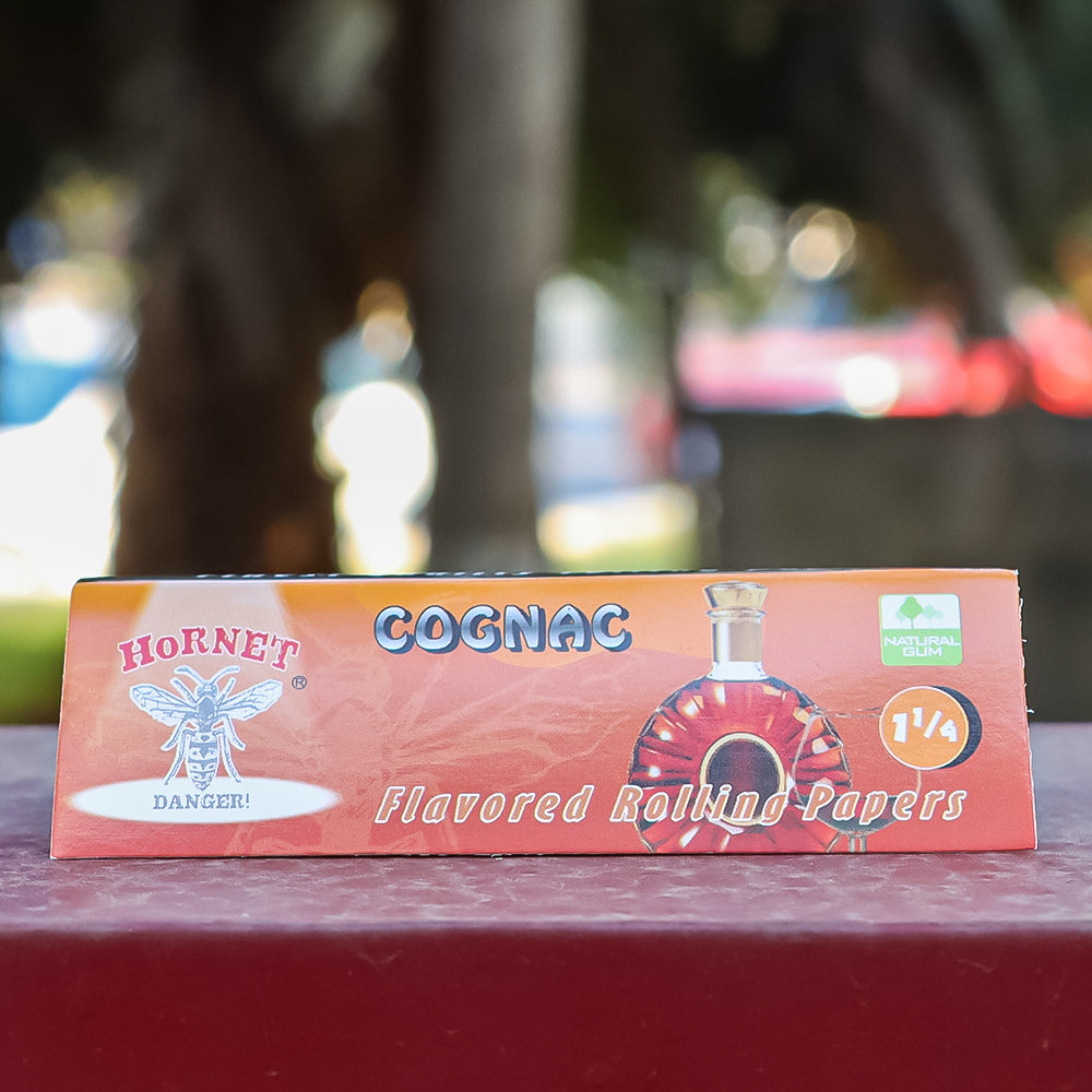 Hornet 1 1/4 Size Cognac Flavors Rolling Papers, Slow Burning Rolling Paper, Natural Rolling Paper, 50 Piece / Pack 50 Pack / Box