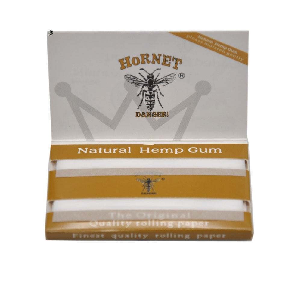 HORNET 70 mm Rolling Papers, Natural Slim Rolling Papers, White Organic Rolling Paper, 100 Leaves / Pack 25 Pack / Box
