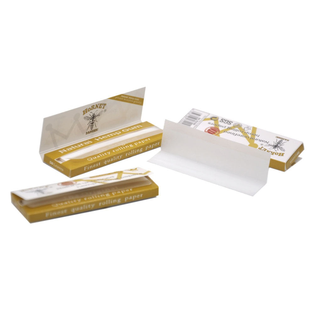 HORNET 70 mm Rolling Papers, Natural Slim Rolling Papers, White Organic Rolling Paper, 50 Leaves / Pack 50 Pack / Box