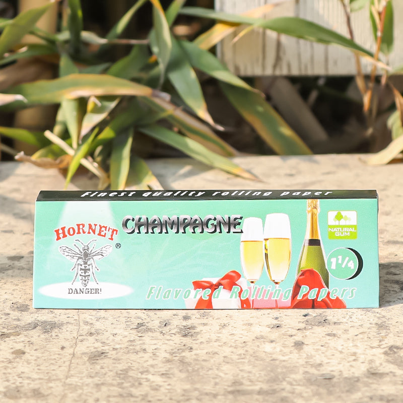 HORNET 1 1/4 Size Champagne Flavors Rolling Papers, Slow Burning Rolling Paper, Natural Rolling Paper, 50 Piece / Pack 50 Pack / Box