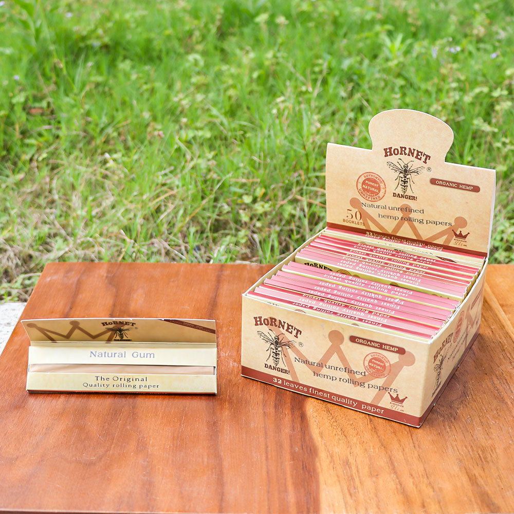 HORNET King Size Slim Cigarette Rolling Papers, Organic Natural Rolling Paper, Brown Rolling Papers, 32 Piece / Pack 50 Pack / Box