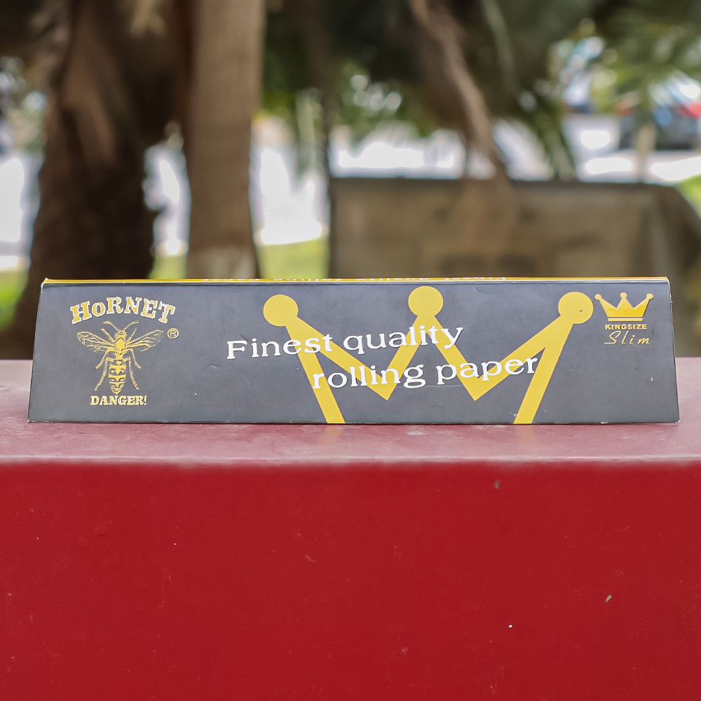 HORNET 70 mm Rolling Papers, Natural Slim Rolling Papers, White Organic Rolling Paper, 50 Leaves / Pack 50 Pack / Box