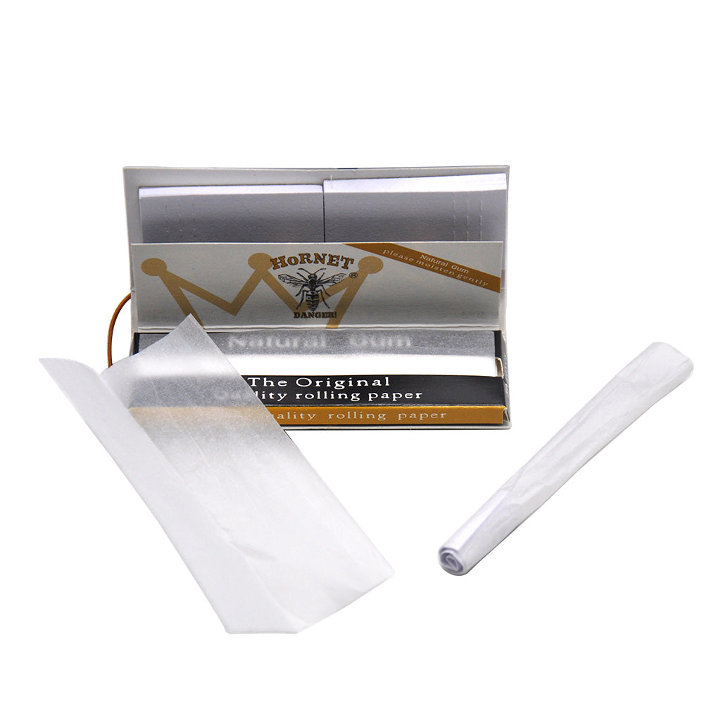 HORNET 1 1/4 Size White Rolling Paper With White Tips, Natural Slim Rolling Papers, 50 PCS / Pack 50 Packs / Box