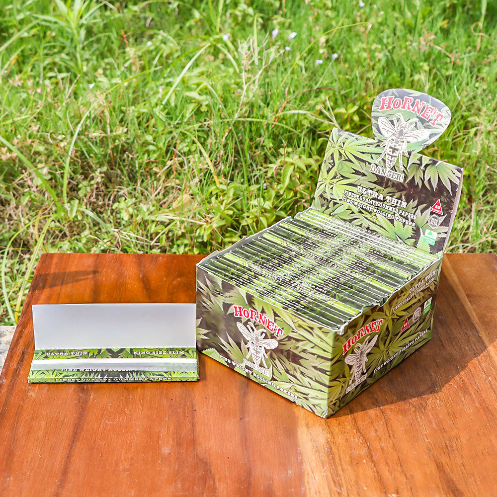 HORNET Leaf Painting Rolling Paer, King Size Slim Cigarette Rolling Paper, Slow Buring Rolling Papers, 32 PCS / Pack 50 Packs / Box