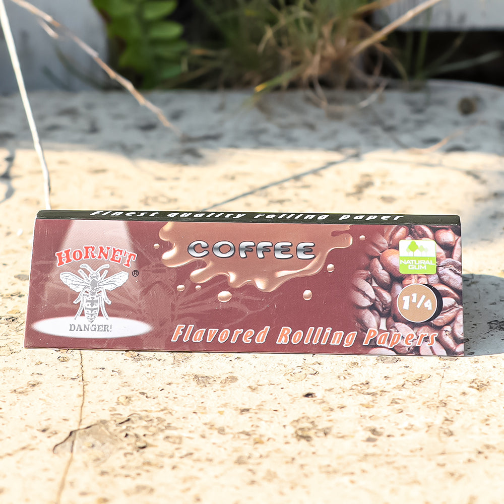 Hornet 1 1/4 Size Coffee Flavors Rolling Papers, Slow Burning Rolling Paper, Natural Rolling Paper, 50 Piece / Pack 50 Pack / Box