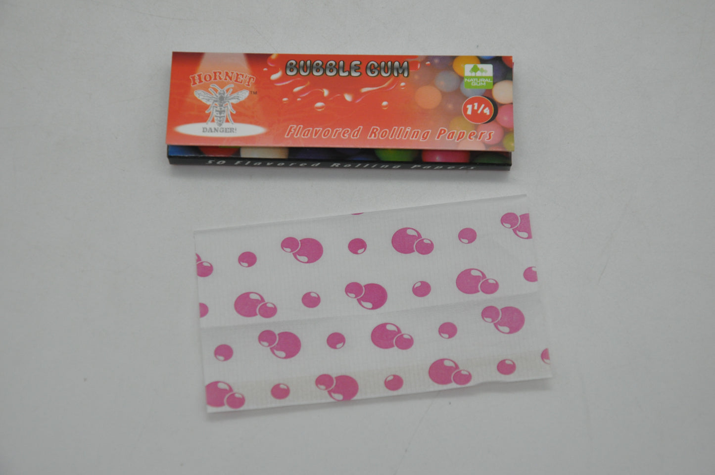 Hornet 1 1/4 Size Bubble Gum Flavors Rolling Papers, Slow Burning Rolling Paper, Natural Rolling Paper, 50 Piece / Pack 50 Pack / Box