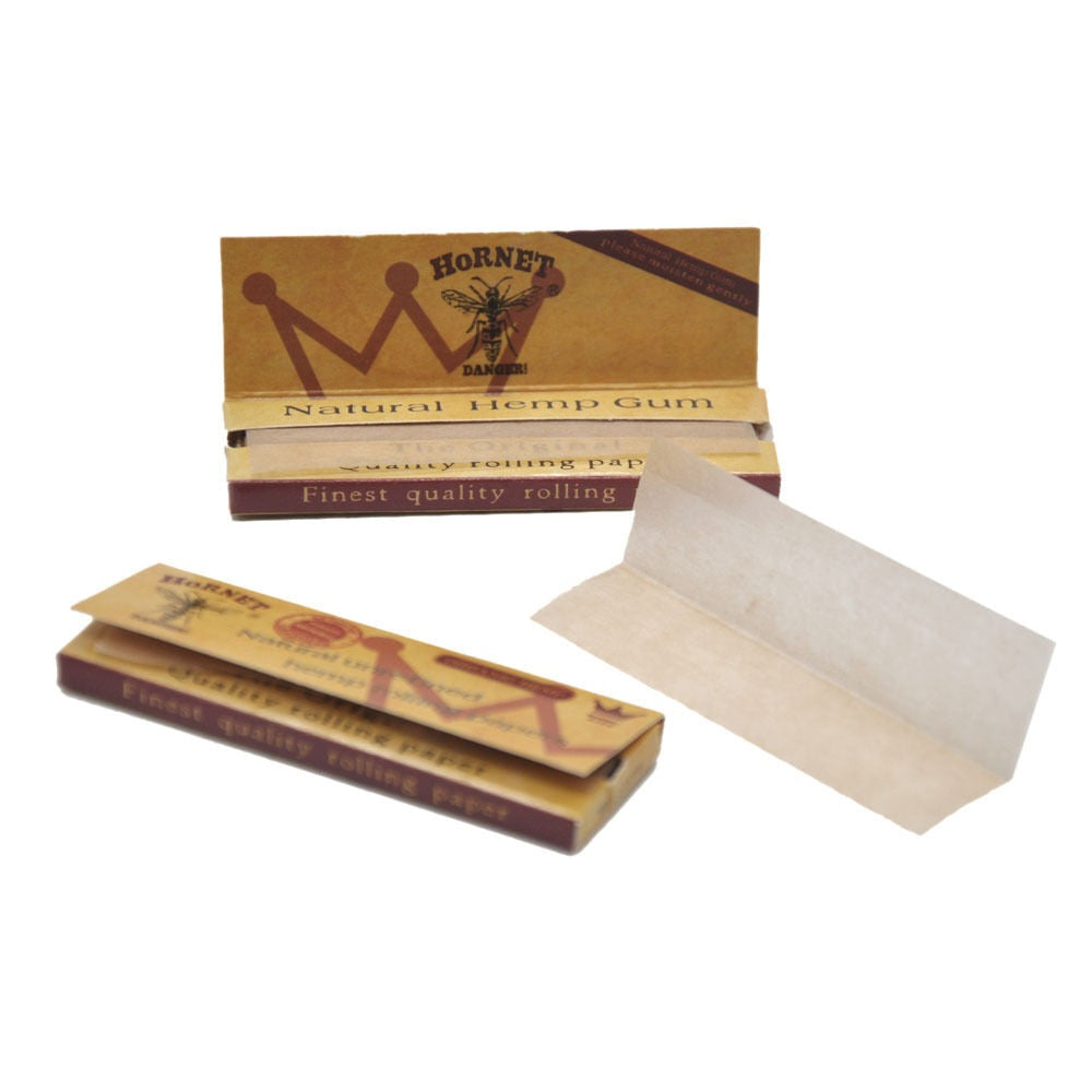 HORNET 70 mm Rolling Papers, Natural Slim Rolling Papers, Brown Organic Rolling Paper, 50 Leaves / Pack 50 Pack / Box